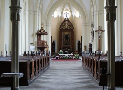 Kostel v Hluboké n. Vltavou